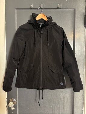 Mountain Hardwear women’s Rain Jacket